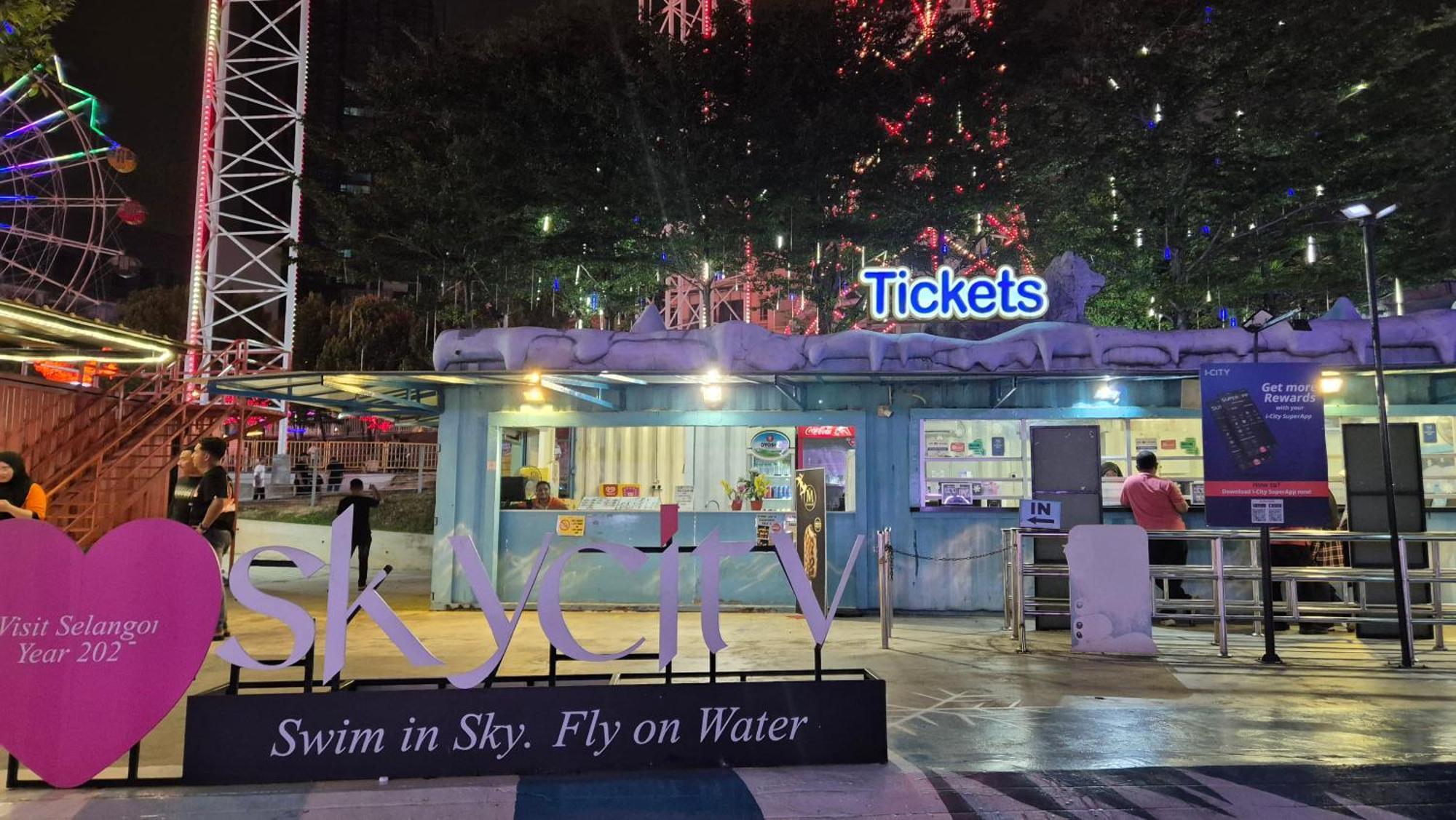 I-City Free Wifi 55Inch Smarttv Car Park Fit 5Pax Shah Alam Dış mekan fotoğraf